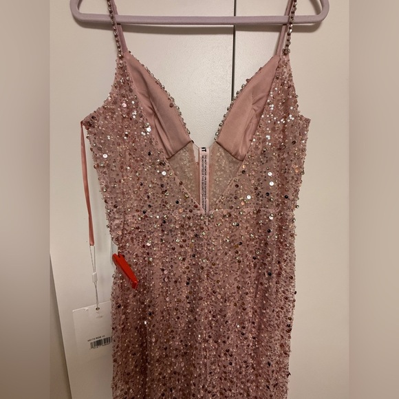 NWT | Mac Duggal 69175 Rose Pink Plunge Neck Sleeveless Trumpet Gown Size 10 - Picture 13 of 17